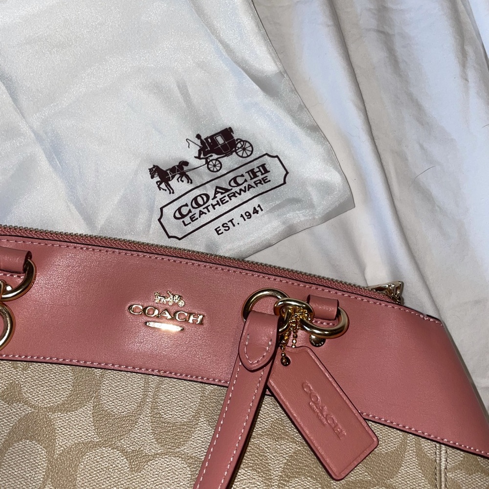 Coach Purse - Picture 10 of 11